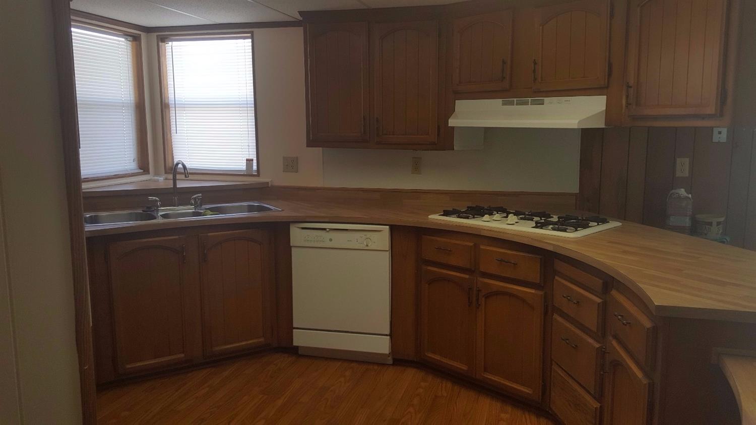 3925 Sierra Rd, Phelan, CA 92371 photo 6