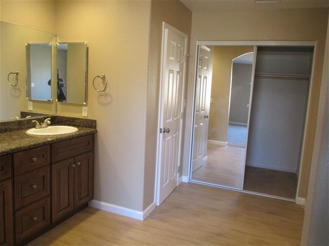 11118 Third Ave, Hesperia, CA 92345 photo 9