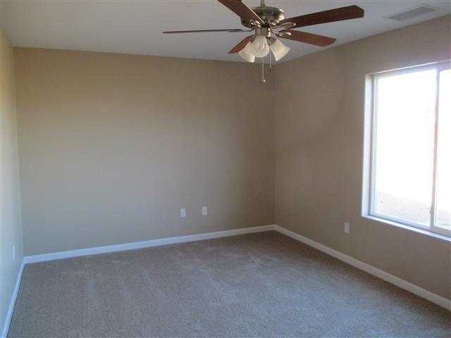 11118 Third Ave, Hesperia, CA 92345 photo 11
