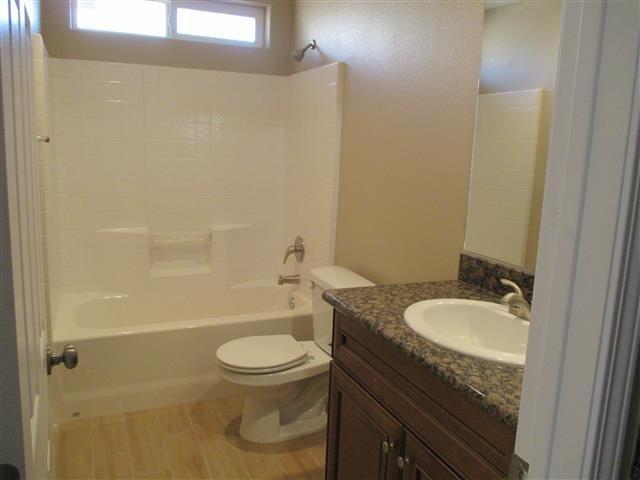 11118 Third Ave, Hesperia, CA 92345 photo 12