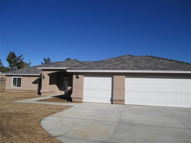 11118 Third Ave, Hesperia, CA 92345 photo 1
