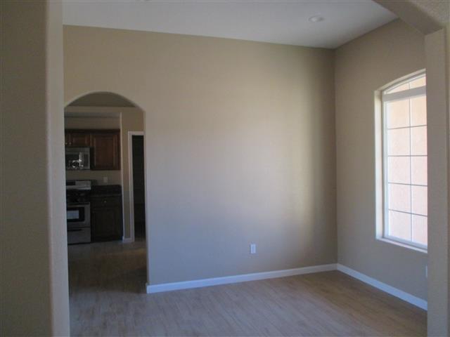 11118 Third Ave, Hesperia, CA 92345 photo 7