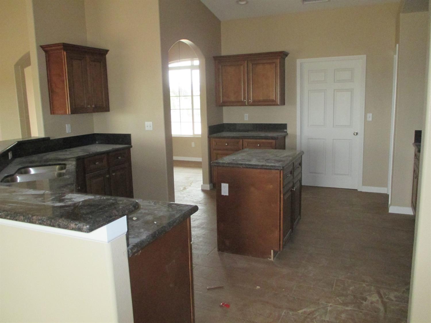 11118 Third Ave, Hesperia, CA 92345 photo 22