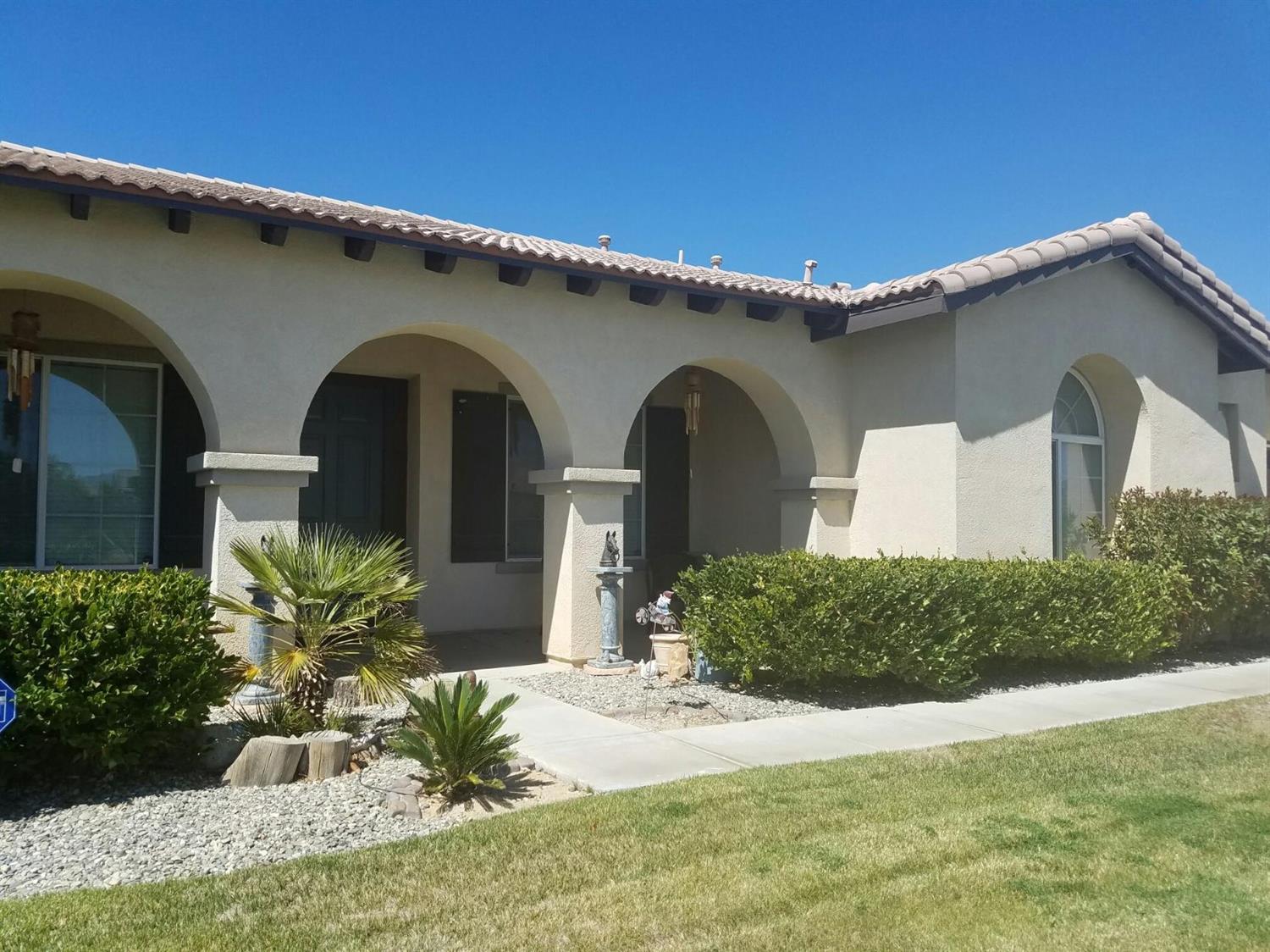 12324 Braeburn Rd, Apple Valley, CA 92308 photo 3