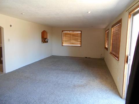 1321 Tara St, Barstow, CA 92311 photo 9
