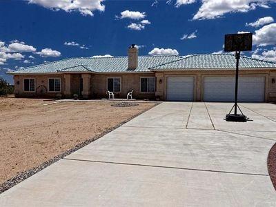 8735 Nielson Rd, Phelan, CA 92371 photo 1