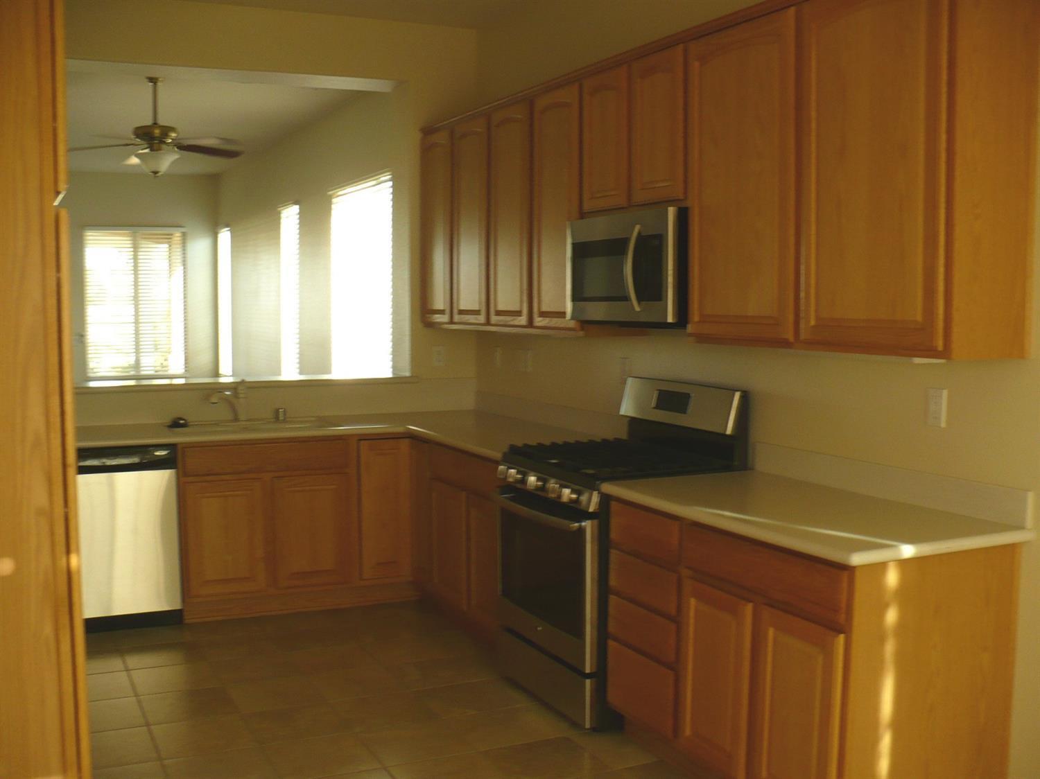 10506 Nobleton Rd, Apple Valley, CA 92308 photo 9