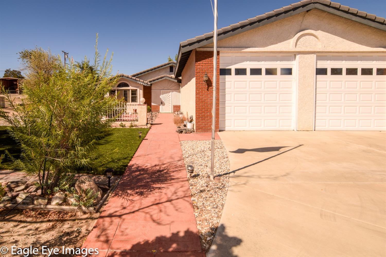 15610 Myalon Rd, Apple Valley, CA 92307 photo 3