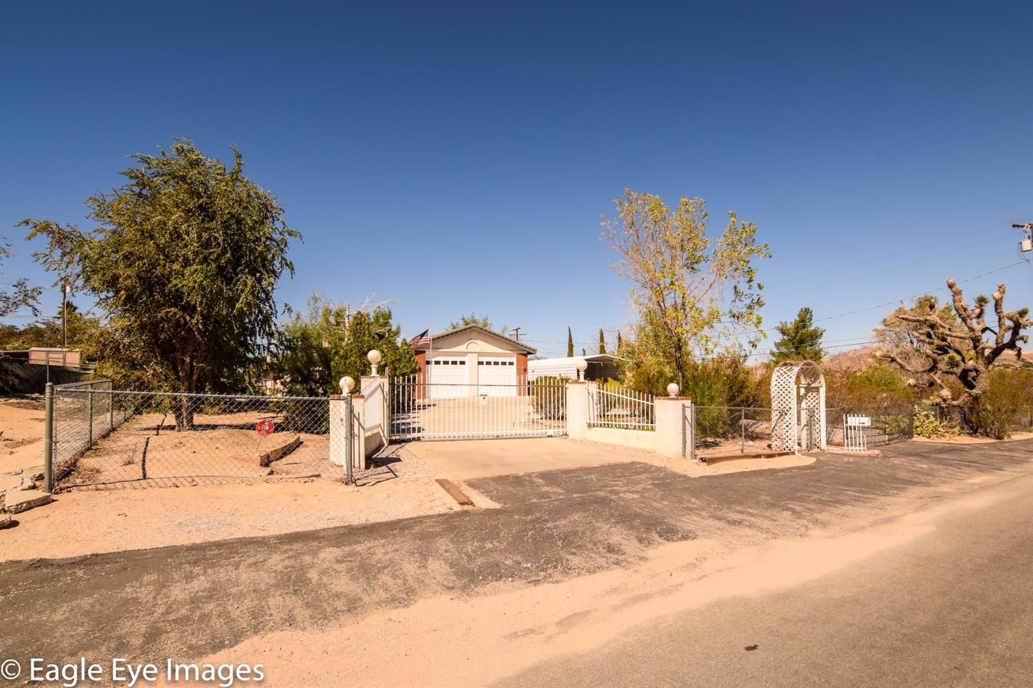 15610 Myalon Rd, Apple Valley, CA 92307 photo 54