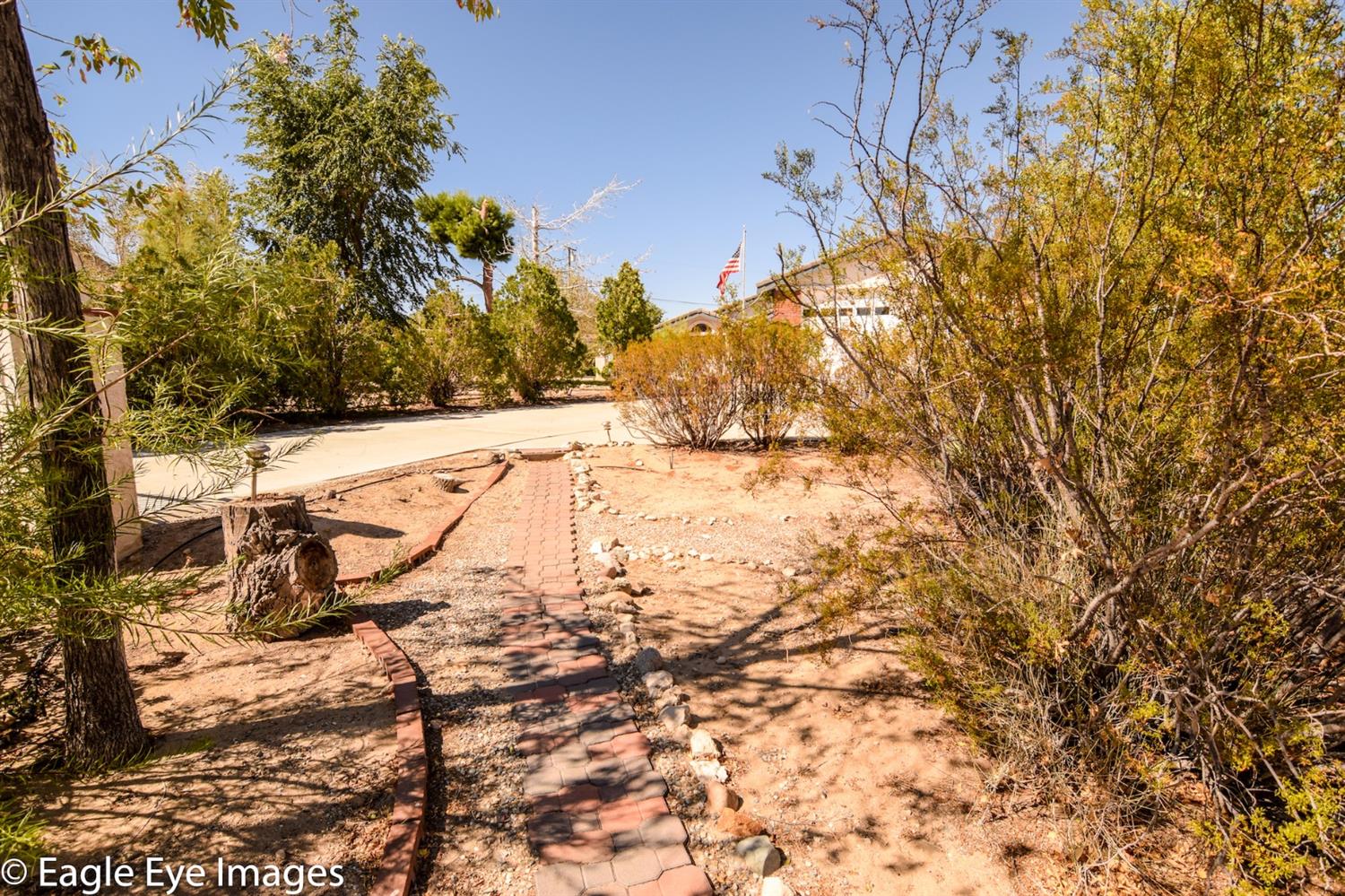 15610 Myalon Rd, Apple Valley, CA 92307 photo 55
