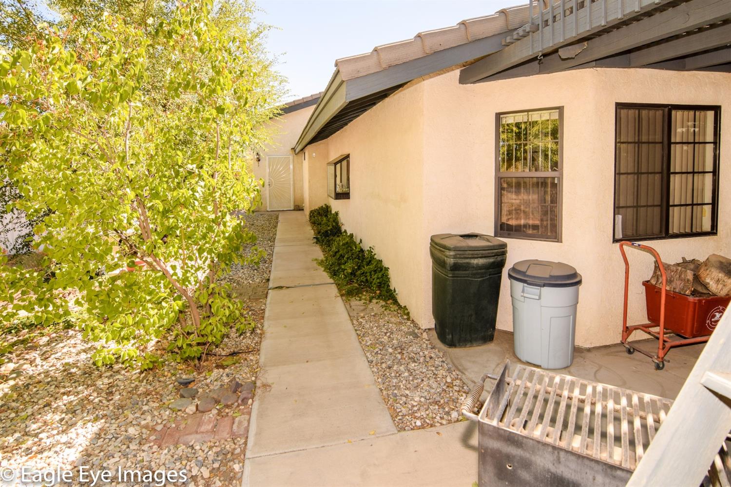 15610 Myalon Rd, Apple Valley, CA 92307 photo 51