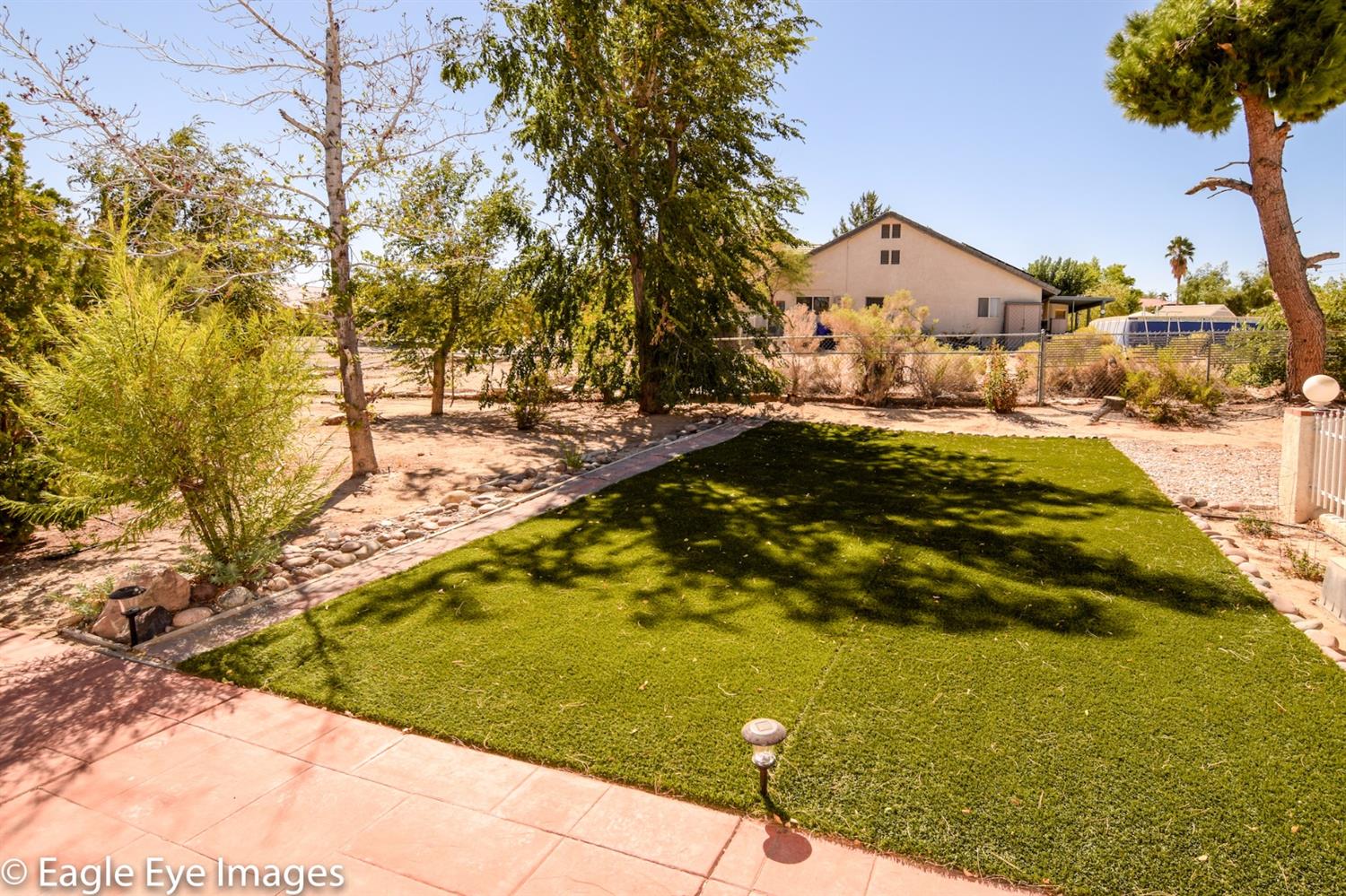 15610 Myalon Rd, Apple Valley, CA 92307 photo 13