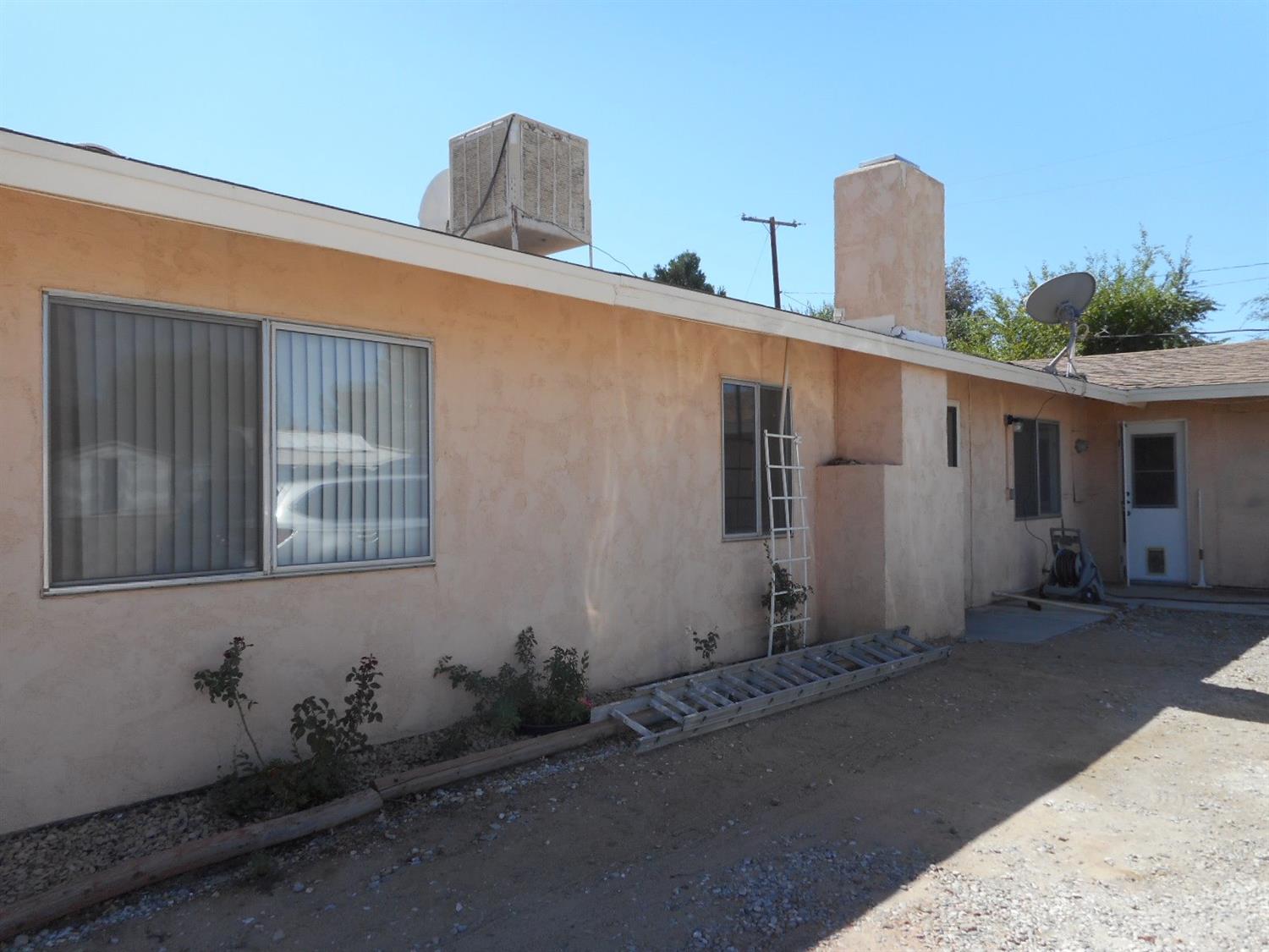 22016 Tussing Ranch Rd, Apple Valley, CA 92308 photo 28