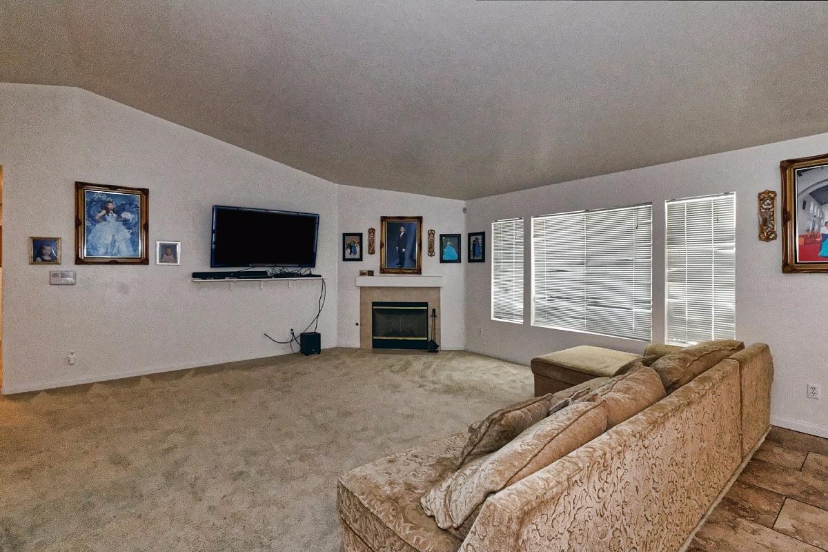 22016 Tussing Ranch Rd, Apple Valley, CA 92308 photo 7