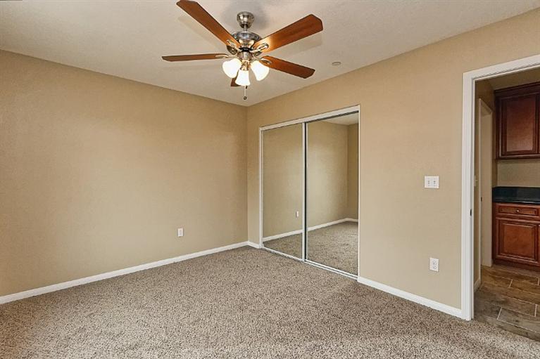 18075 Dunkirk St, Hesperia, CA 92345 photo 29