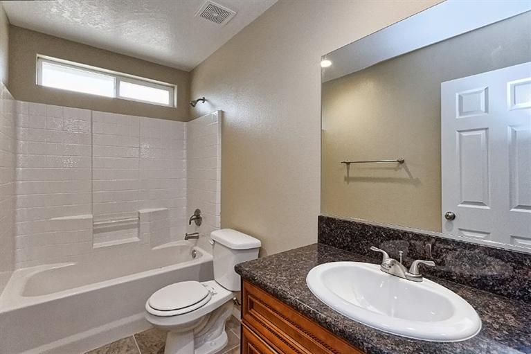18075 Dunkirk St, Hesperia, CA 92345 photo 28