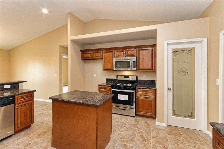 18075 Dunkirk St, Hesperia, CA 92345 photo 15