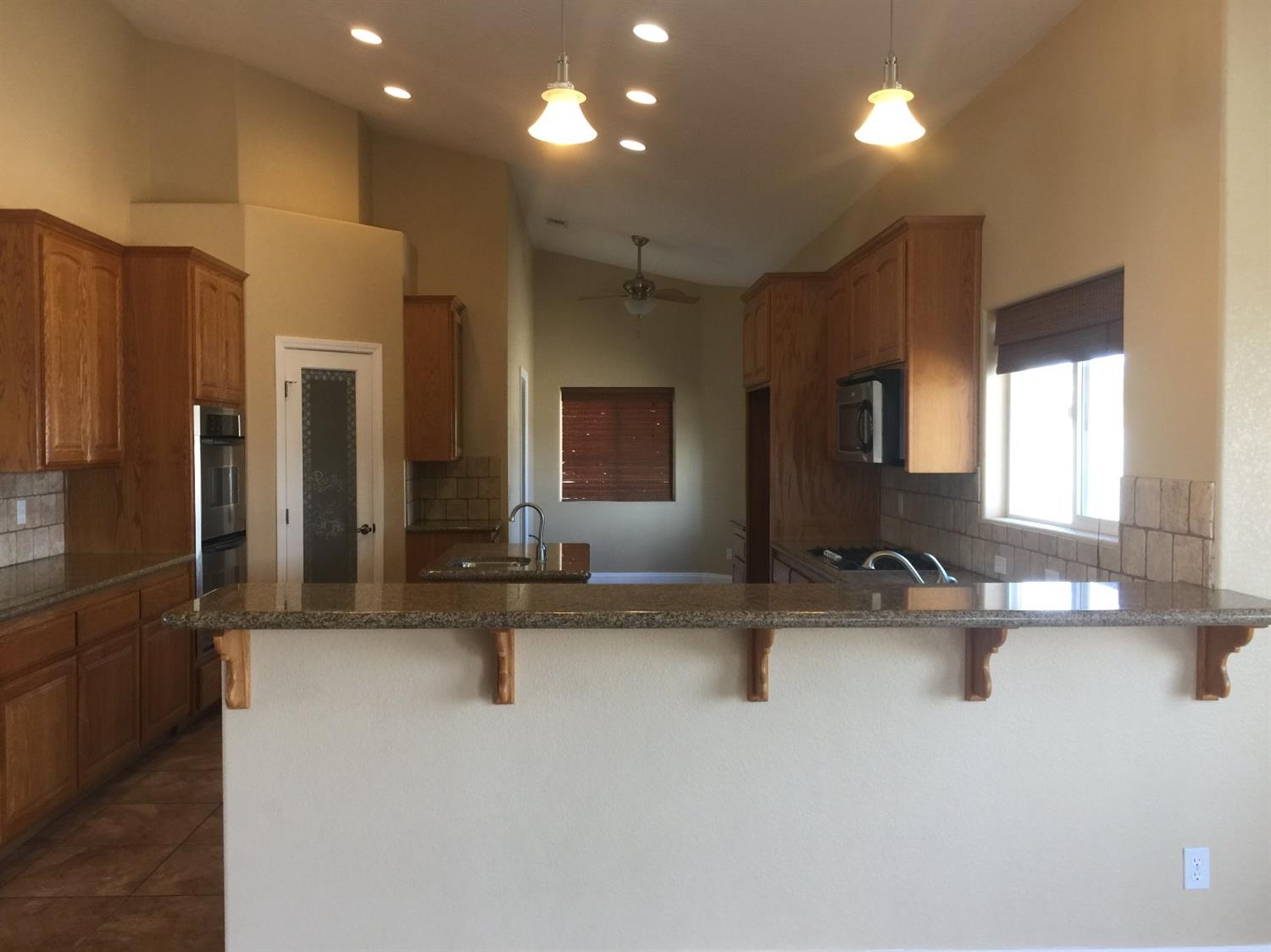 36771 Silver Spur Dr, Barstow, CA 92311 photo 9