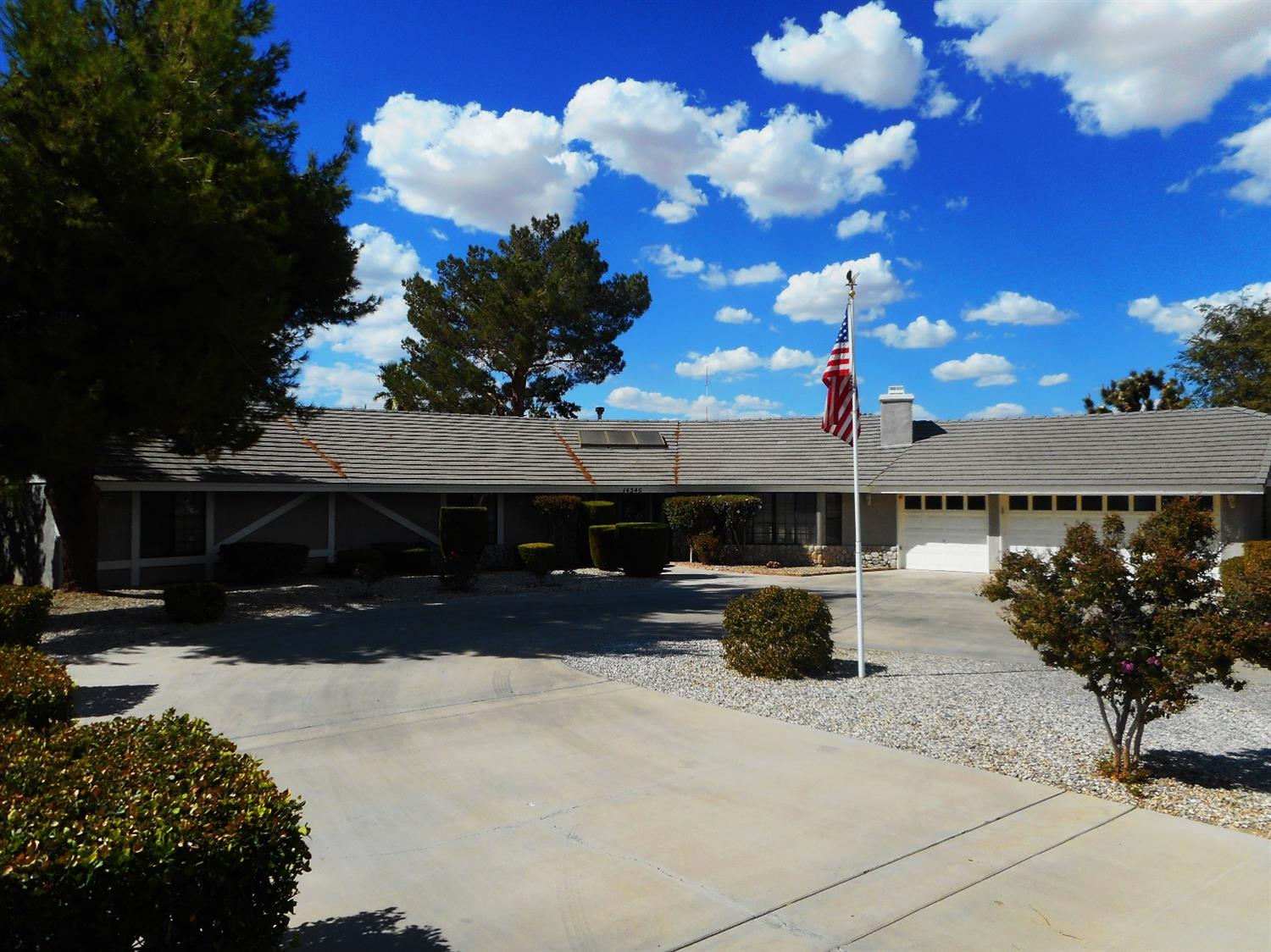 Undisclosed, Apple Valley, CA 92307 photo 1