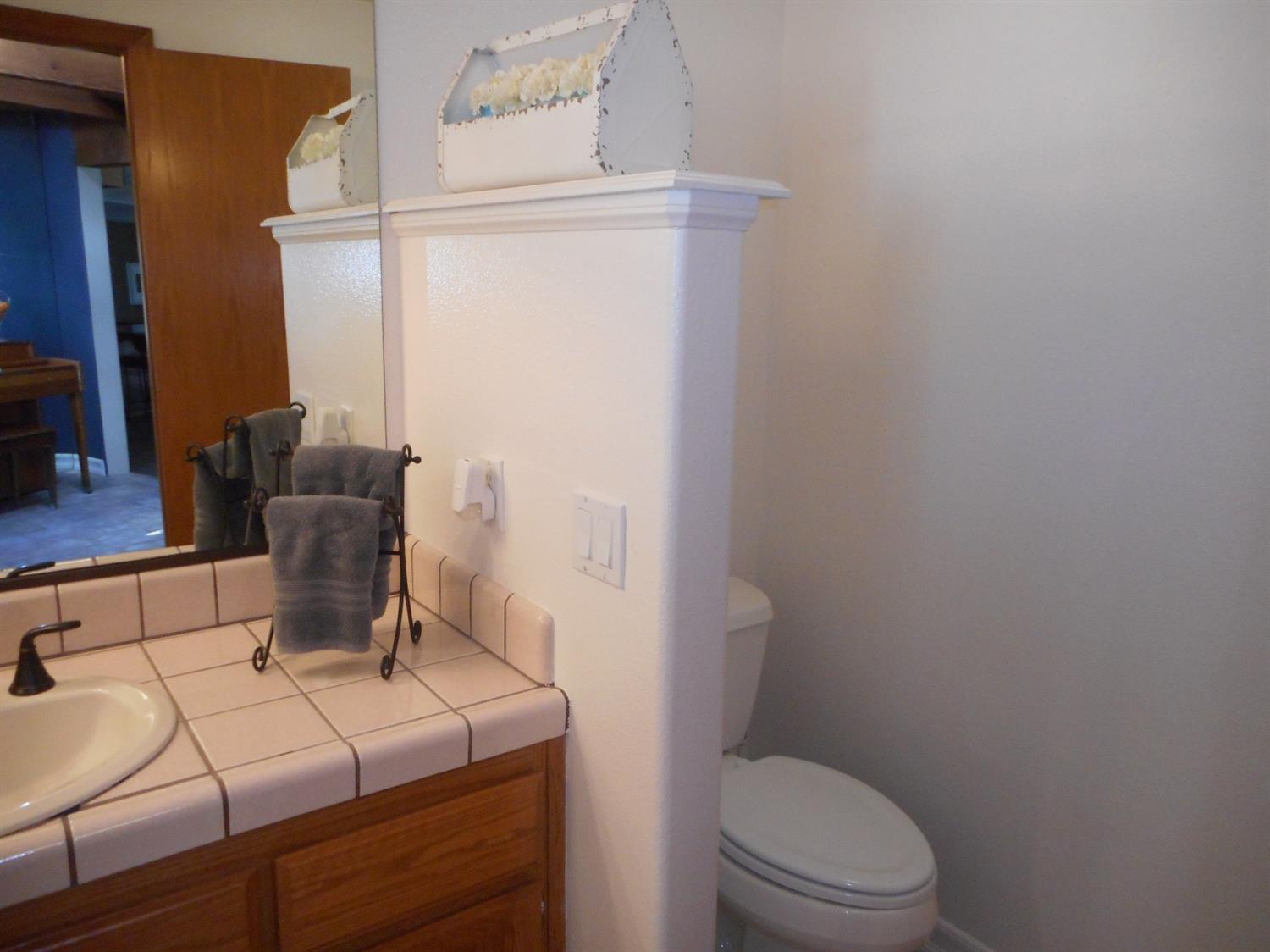 Undisclosed, Apple Valley, CA 92307 photo 25