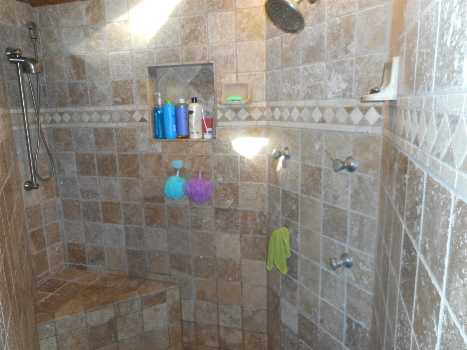 Undisclosed, Apple Valley, CA 92307 photo 16