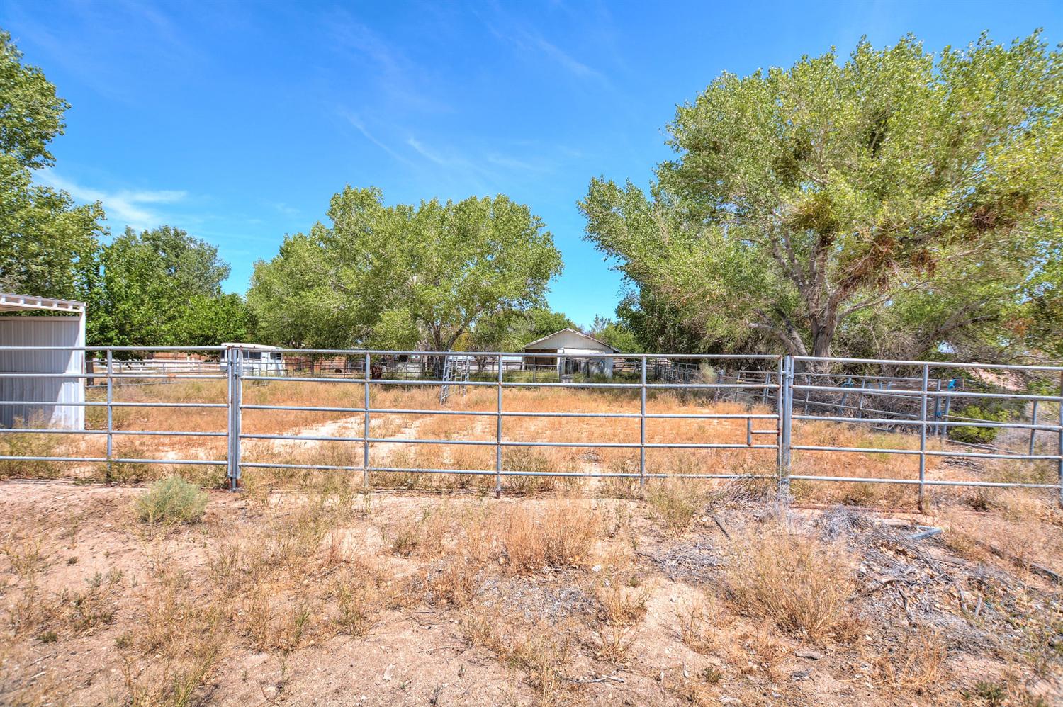 10601 Riverview Ave, Hesperia, CA 92345 photo 41