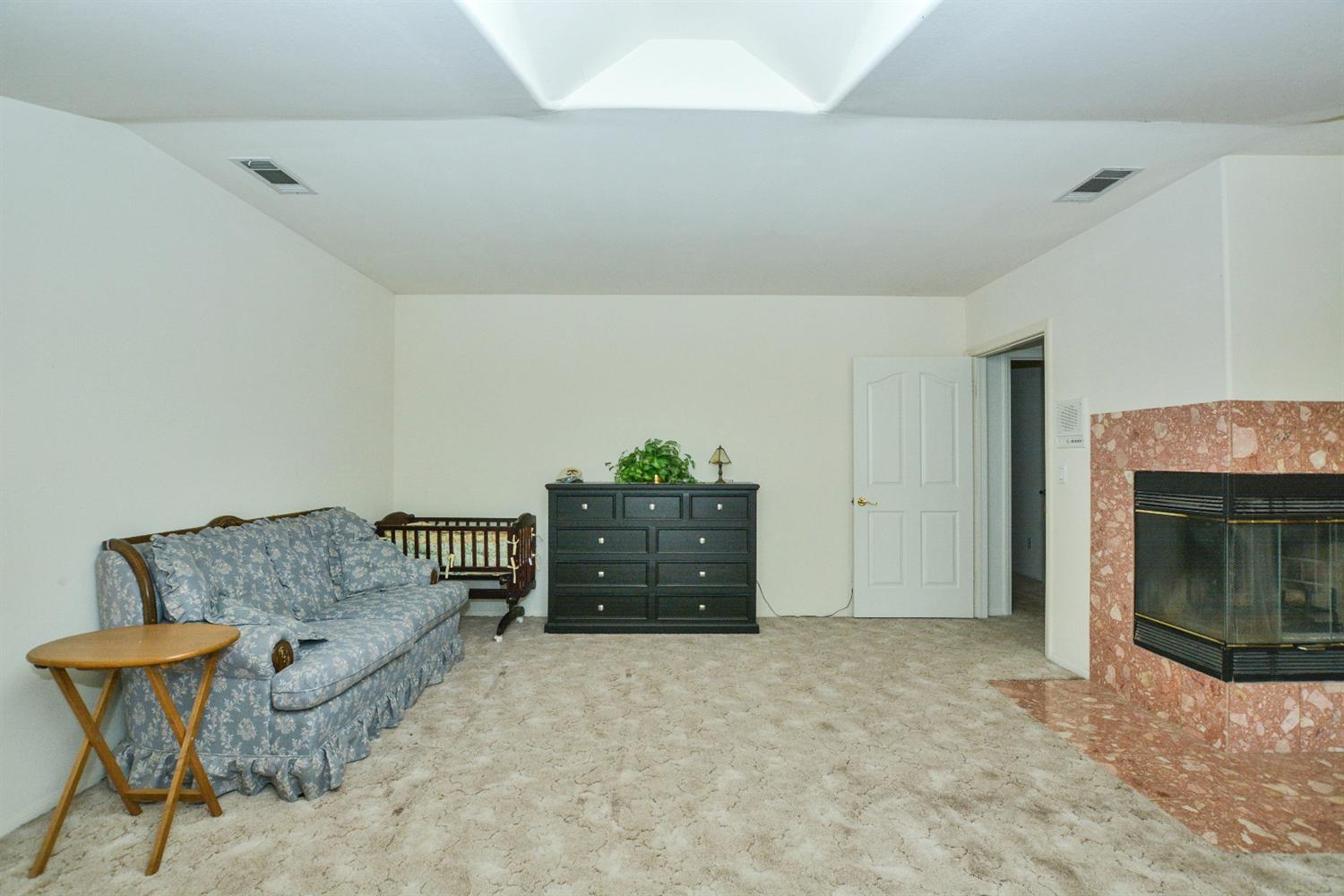 10601 Riverview Ave, Hesperia, CA 92345 photo 29