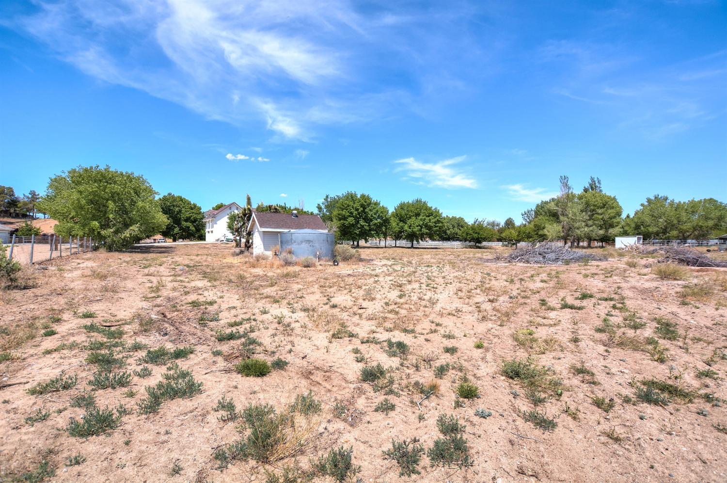 10601 Riverview Ave, Hesperia, CA 92345 photo 40