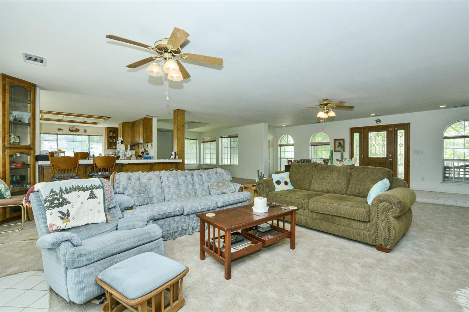 10601 Riverview Ave, Hesperia, CA 92345 photo 5