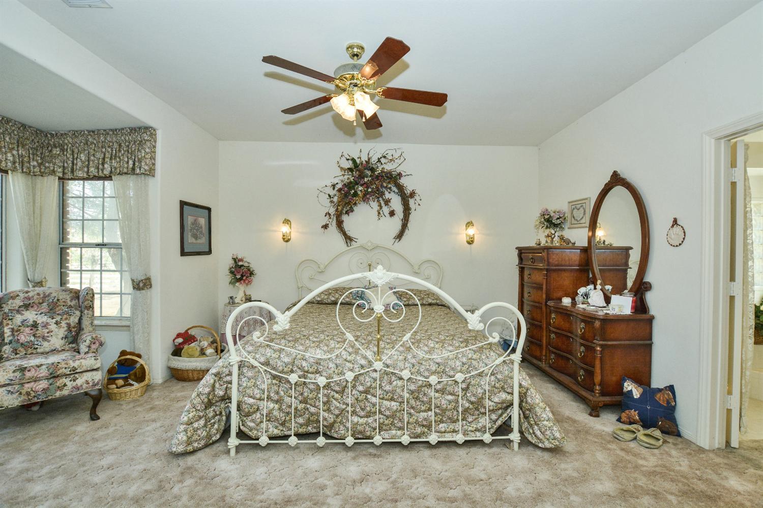 10601 Riverview Ave, Hesperia, CA 92345 photo 13