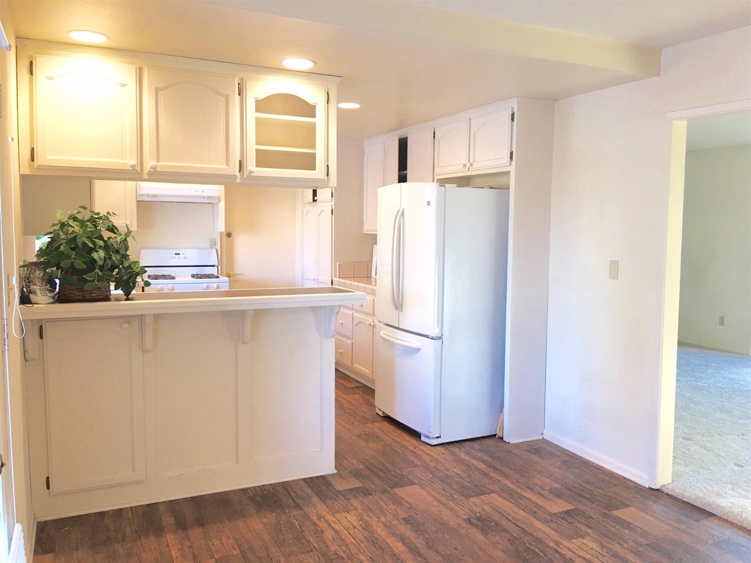 15201 Ramona Rd, Apple Valley, CA 92307 photo 9