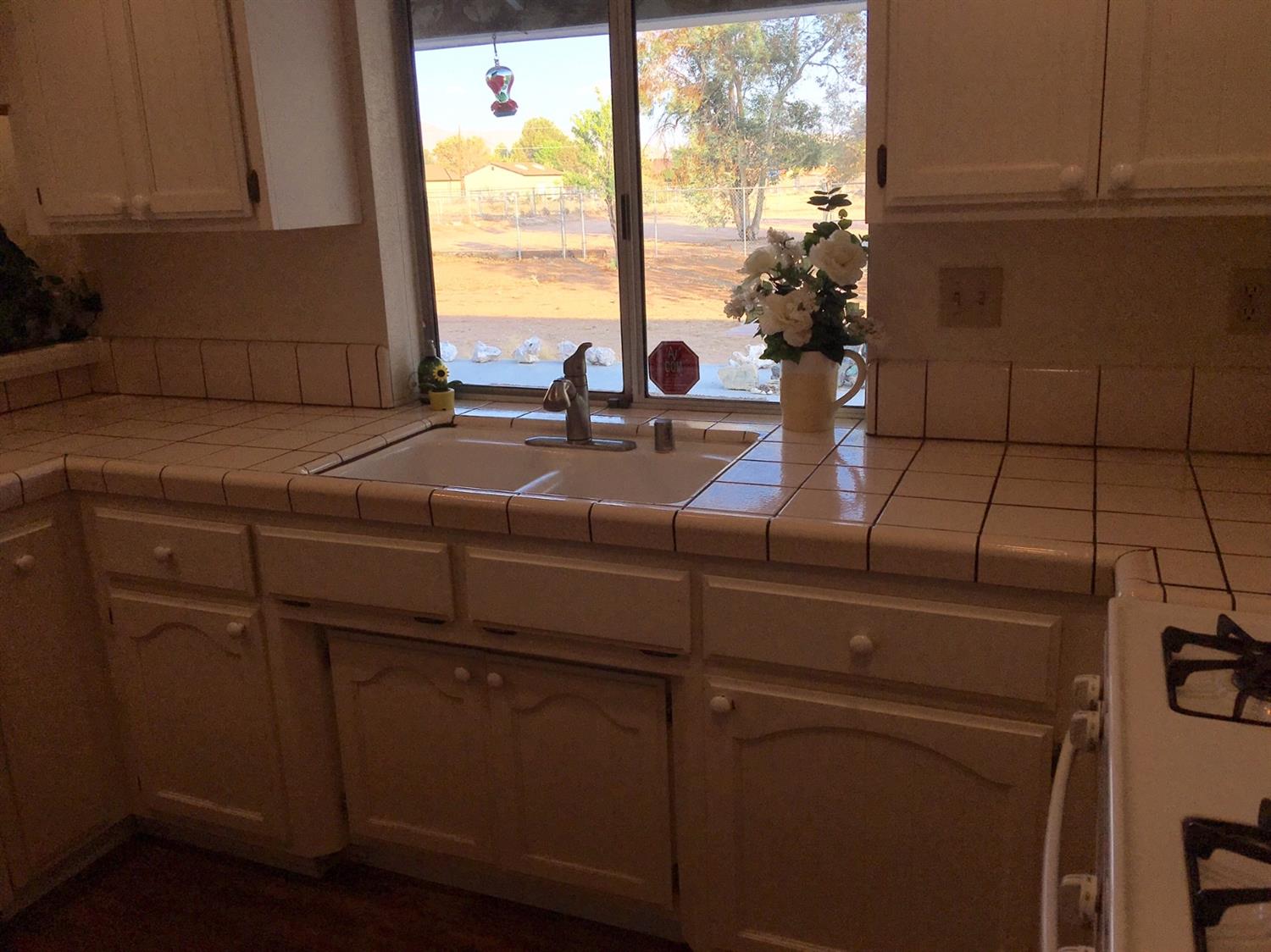 15201 Ramona Rd, Apple Valley, CA 92307 photo 12