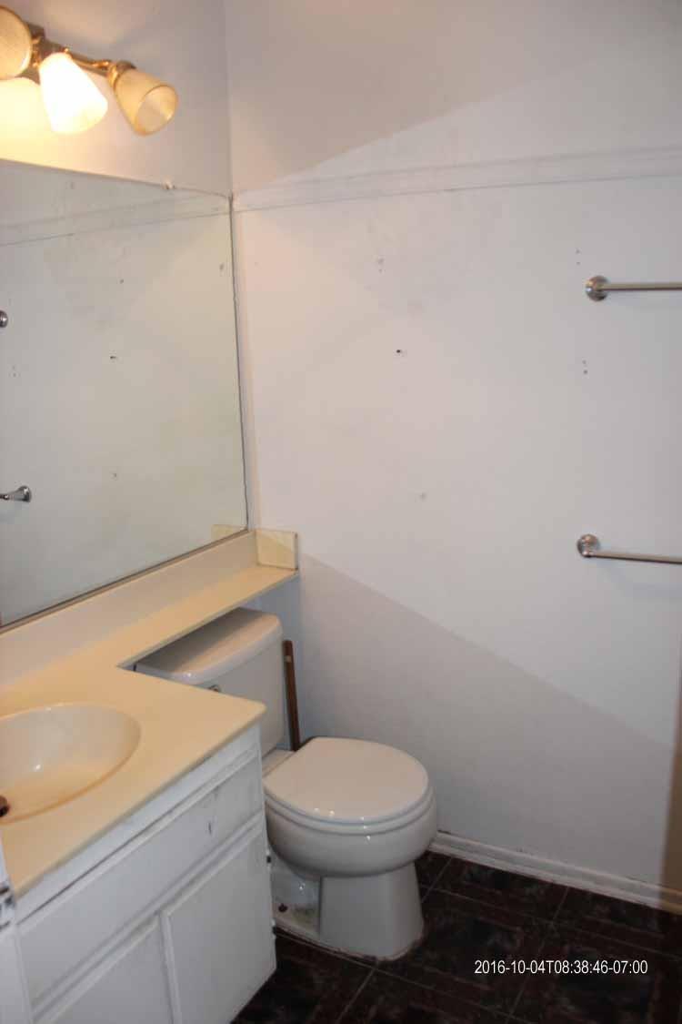 10814 Villa St, Adelanto, CA 92301 photo 8