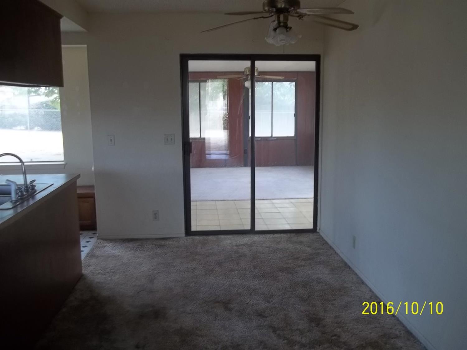 22695 El Centro Rd, Apple Valley, CA 92307 photo 4