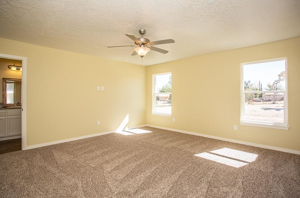 18449 Willow St, Hesperia, CA 92345 photo 22