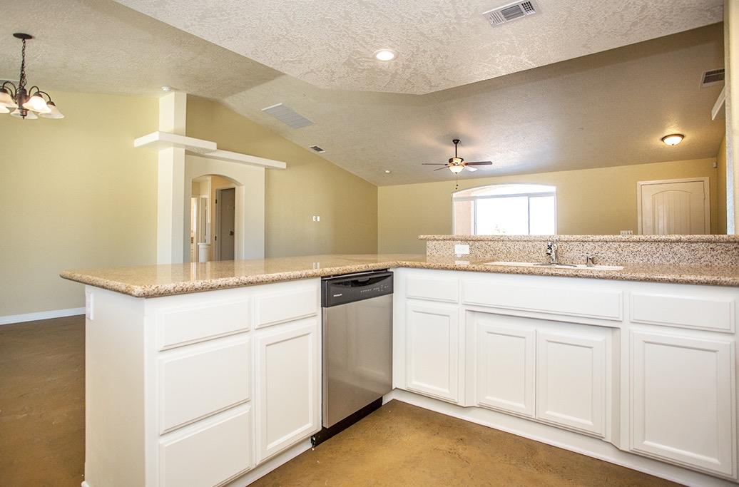 18449 Willow St, Hesperia, CA 92345 photo 20