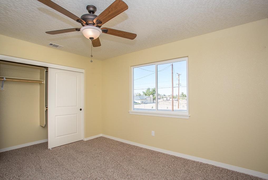 18449 Willow St, Hesperia, CA 92345 photo 29