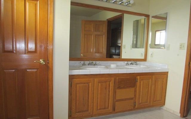 17061 Catalpa St, Hesperia, CA 92345 photo 9