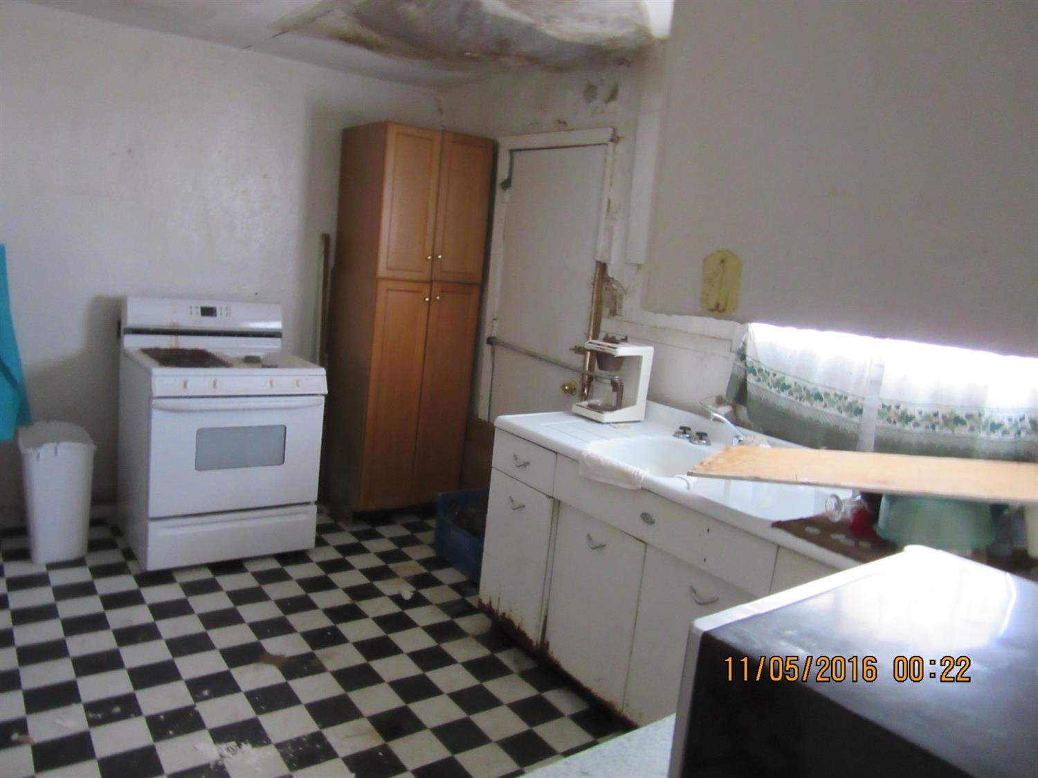 82250 6th St, Trona, CA 93562 photo 6