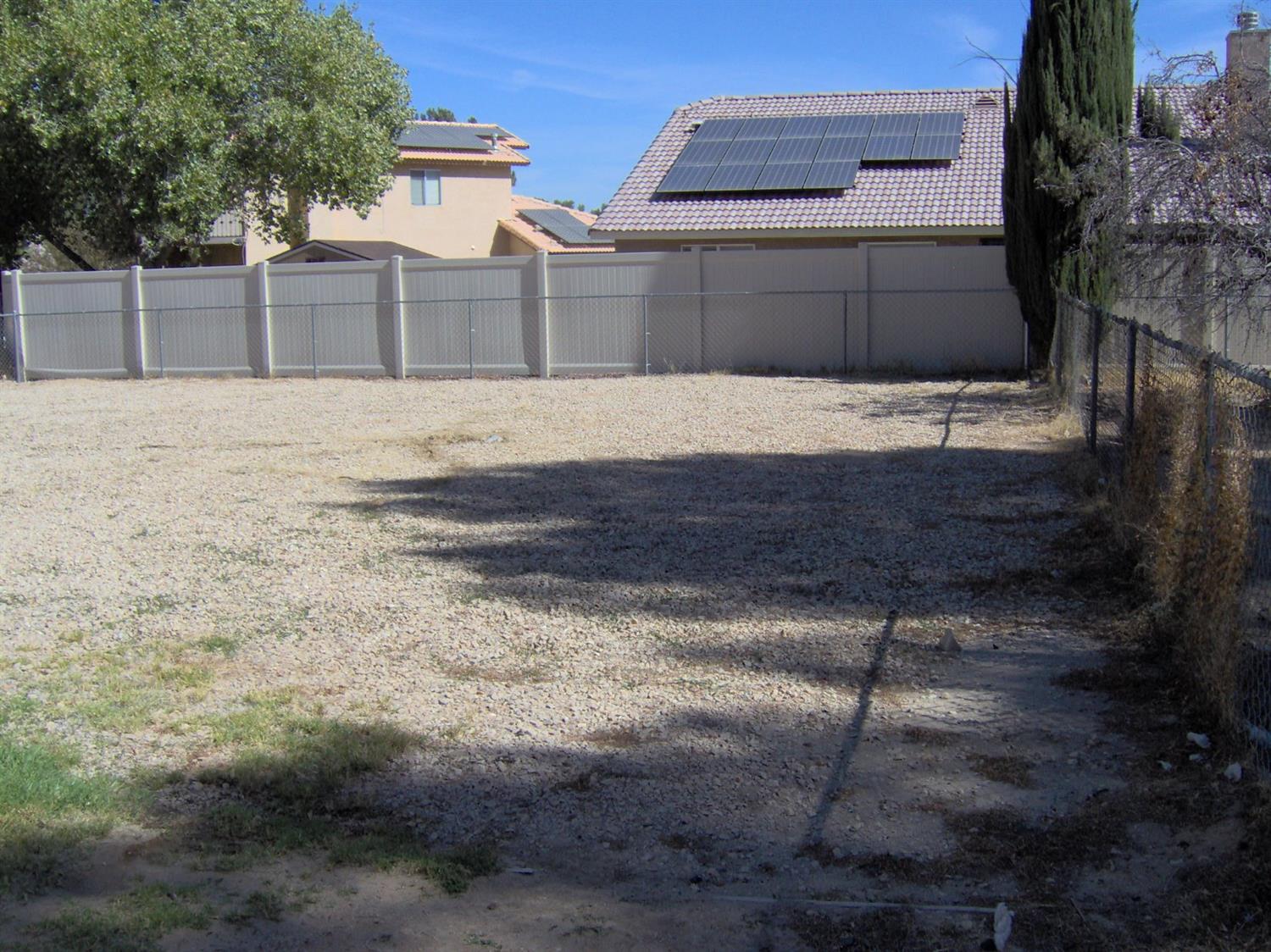 15031 Blue Grass Dr, Helendale, CA 92342 photo 18