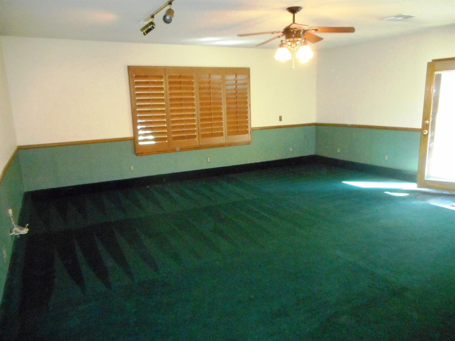 8202 Pismo Ave, Hesperia, CA 92345 photo 34