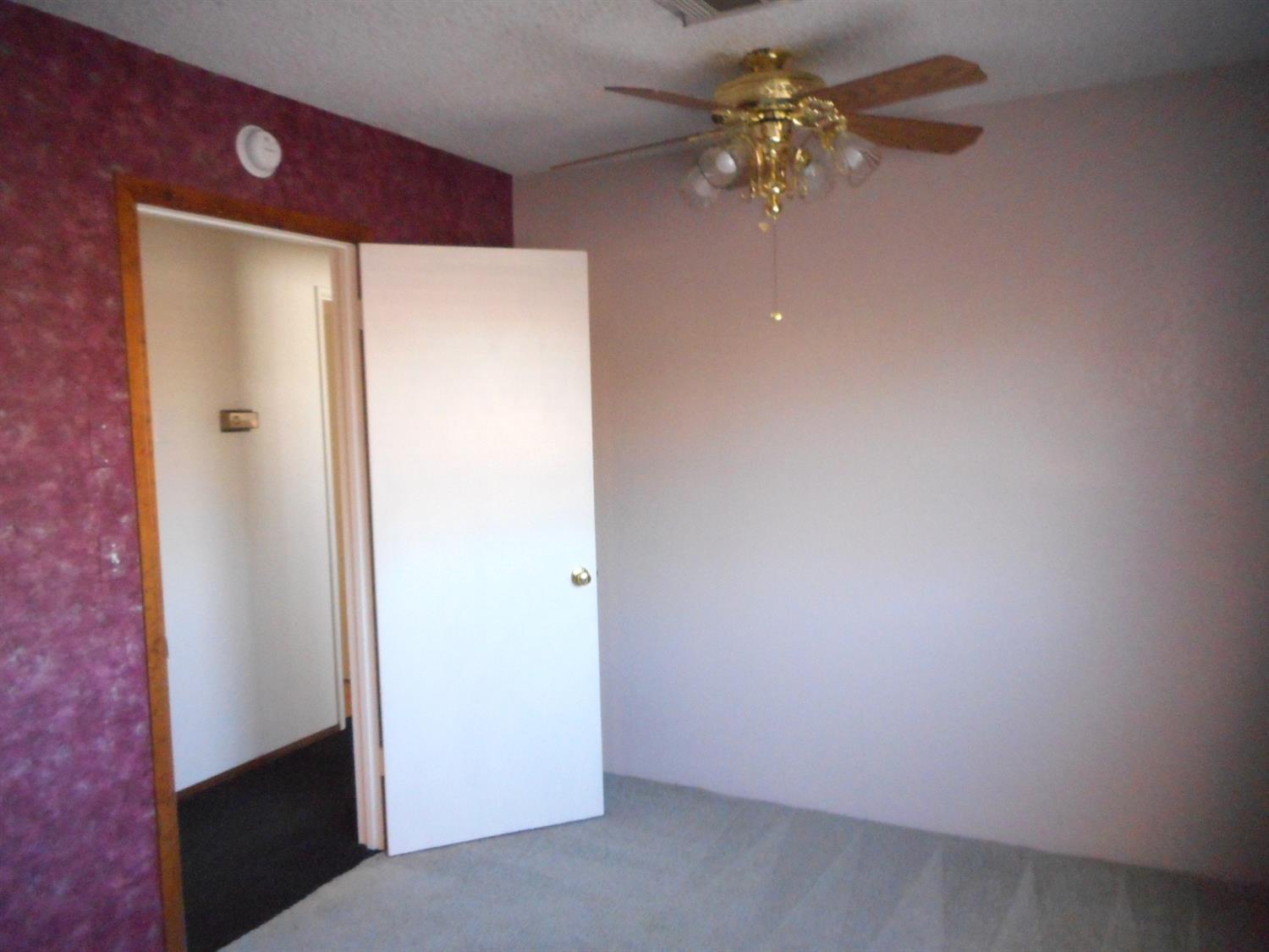 8202 Pismo Ave, Hesperia, CA 92345 photo 19