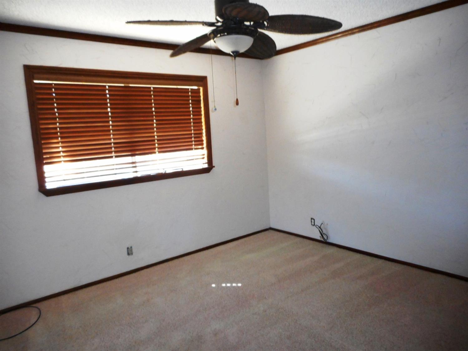 8202 Pismo Ave, Hesperia, CA 92345 photo 24