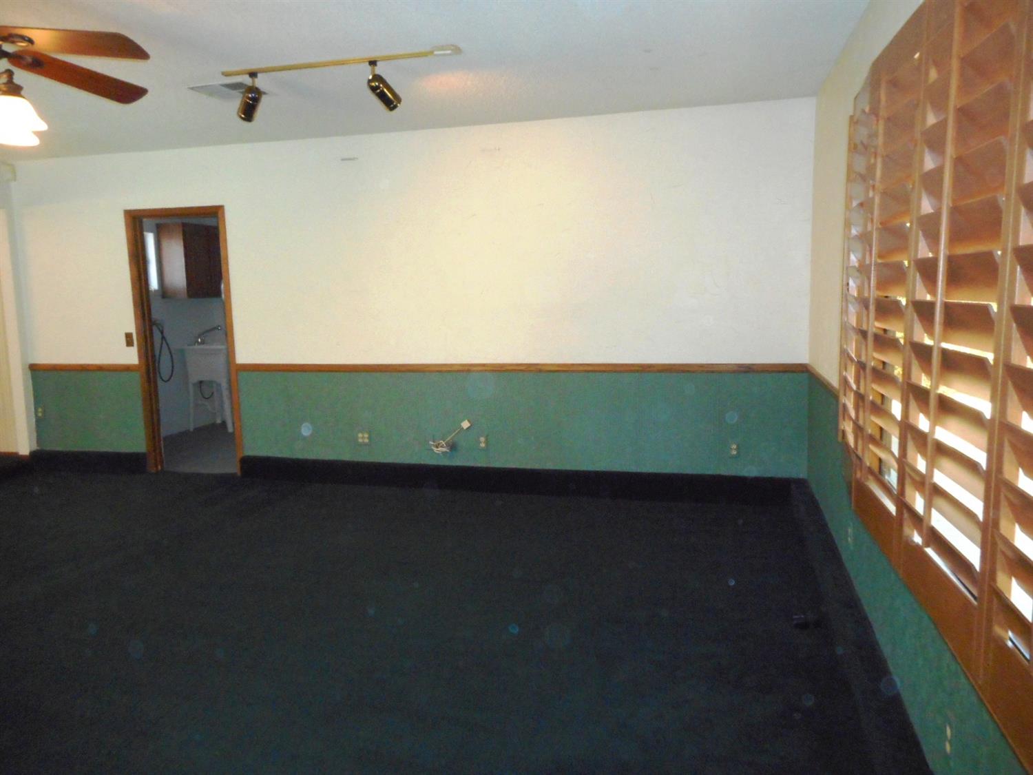8202 Pismo Ave, Hesperia, CA 92345 photo 33