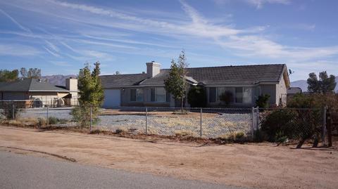 14975 Quivero Rd, Apple Valley, CA 92307 photo 2