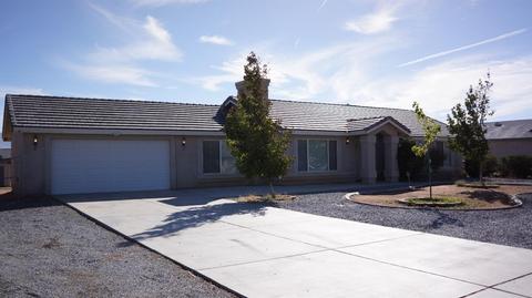 14975 Quivero Rd, Apple Valley, CA 92307 photo 1