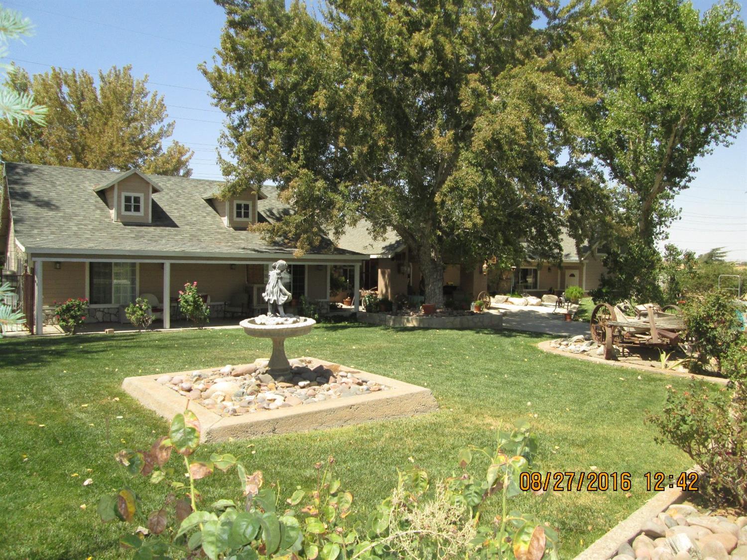 11765 Kiowa Rd, Apple Valley, CA 92308 photo 1