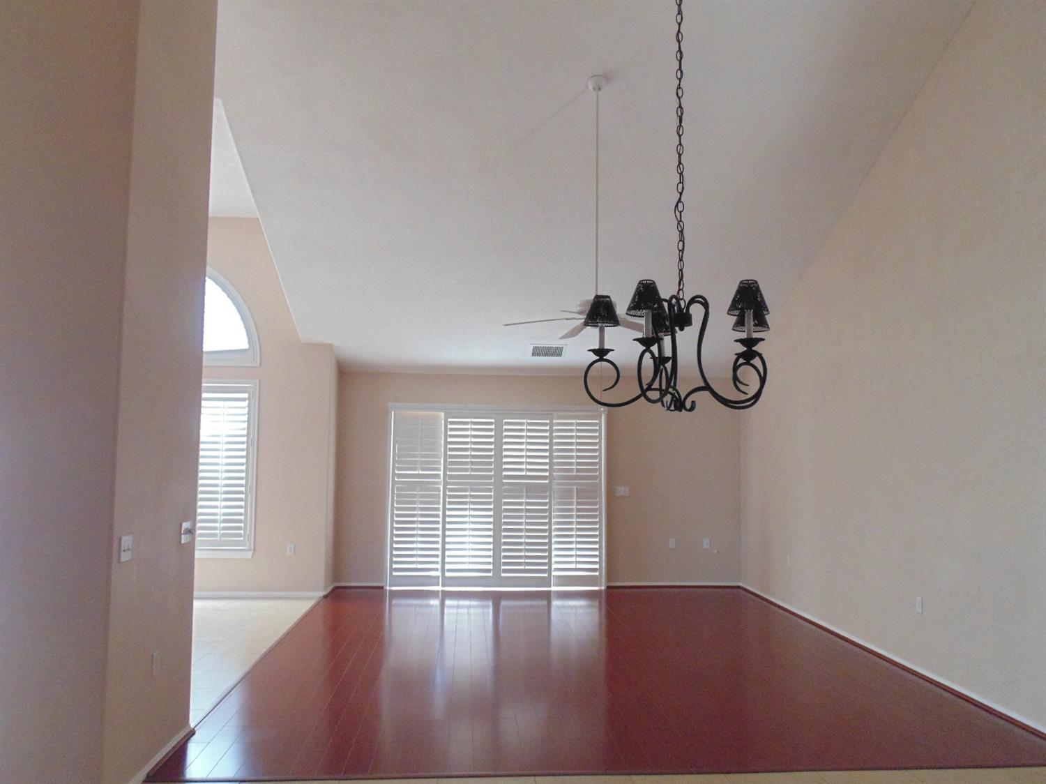 11765 Kiowa Rd, Apple Valley, CA 92308 photo 6