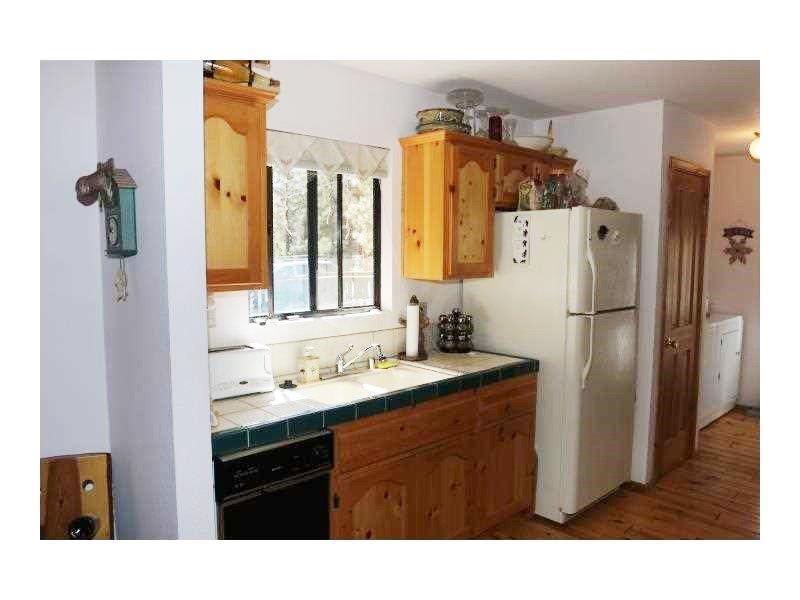 2029 Fox Ln, Big Bear City, CA 92314 photo 5