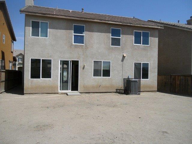 14041 Katelyn St, Hesperia, CA 92345 photo 2